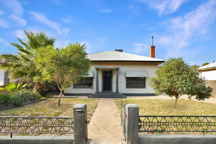 49 Cutler Avenue