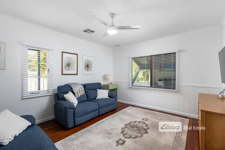 15 Tipping Street