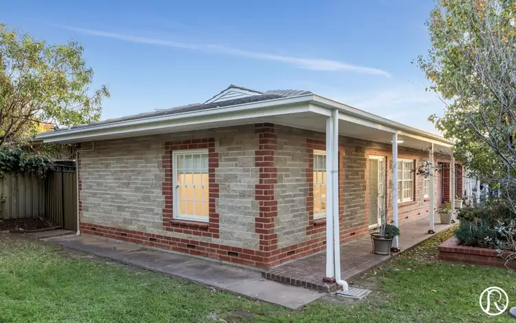 8/31 Penfold Road