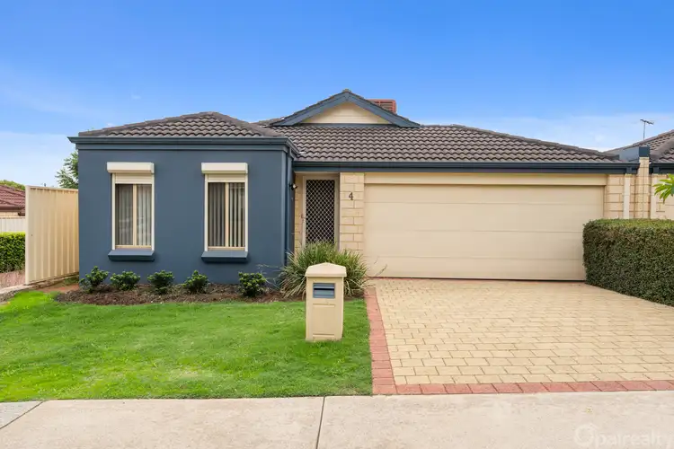 4/11 Clarence Road