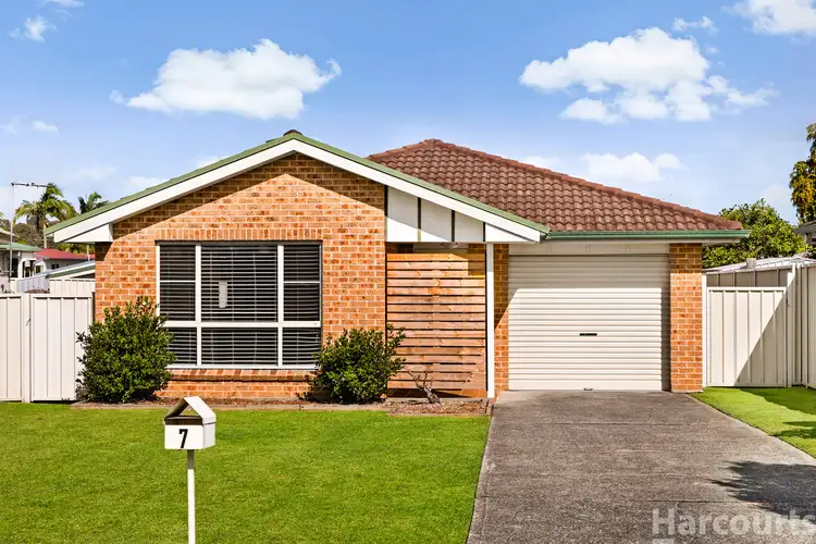 7 Richard Place