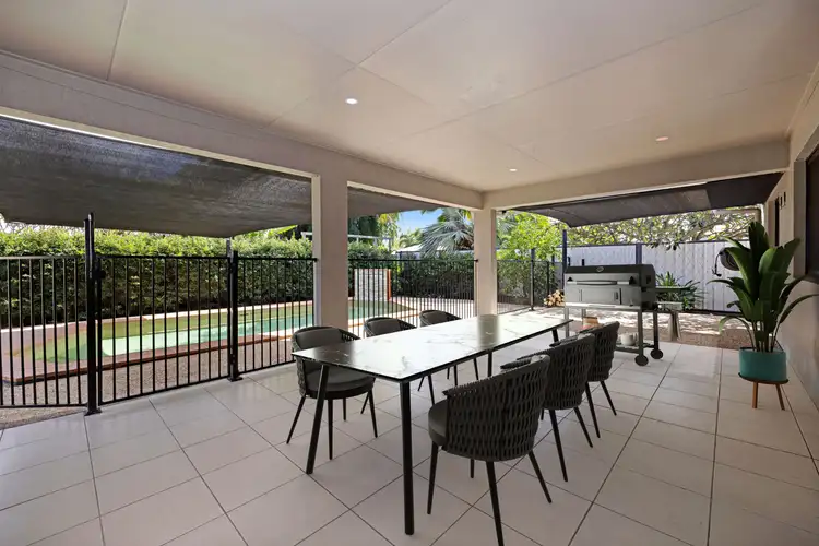 8 Eungella Court