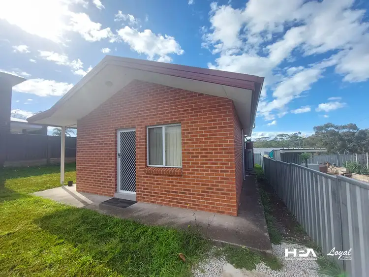 1A/42 Statham Avenue