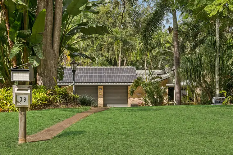 39 Weston Drive