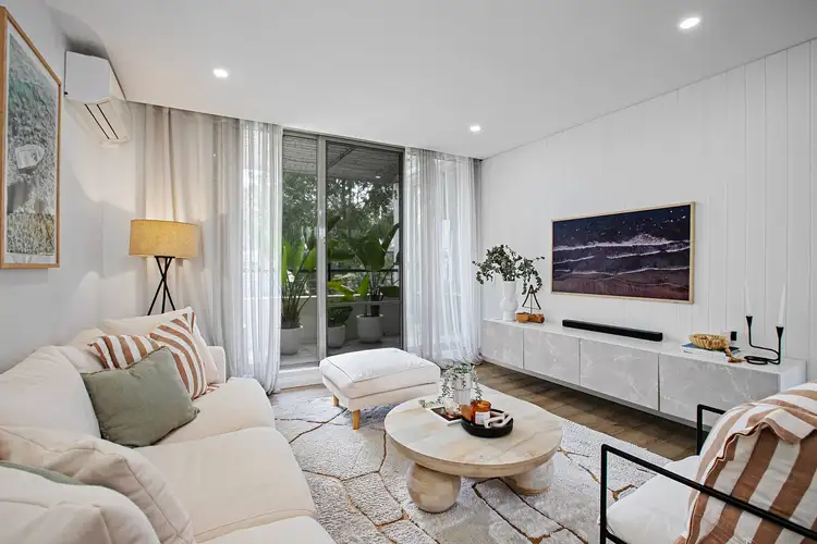 23/21 Blaxland Avenue