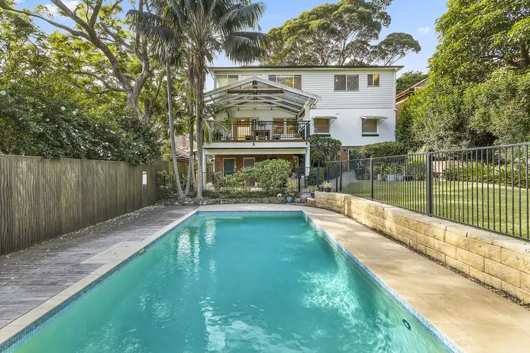 8 Elizabeth Street