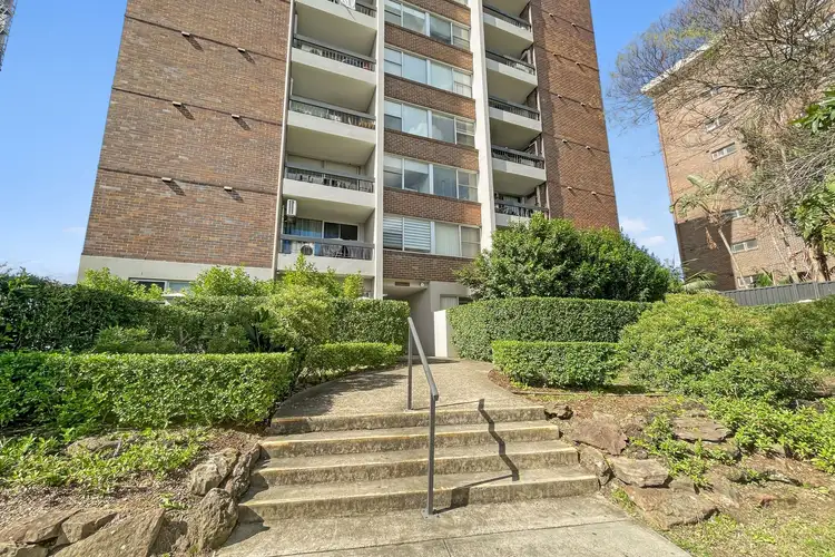 31/57-61 West Parade