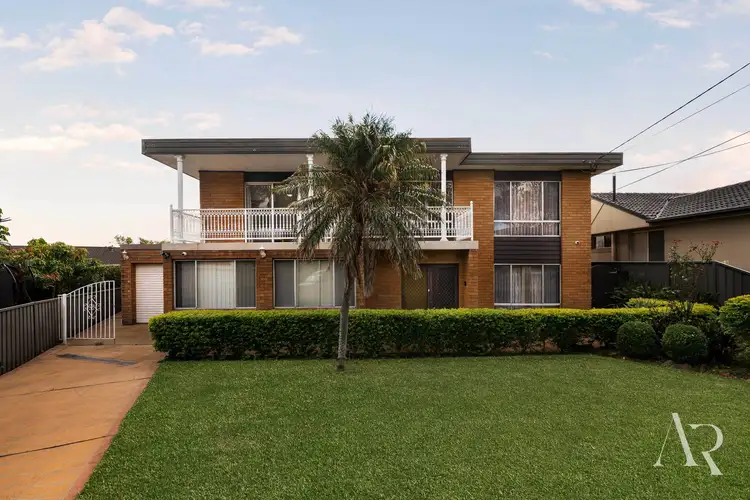 7 Dawson Place