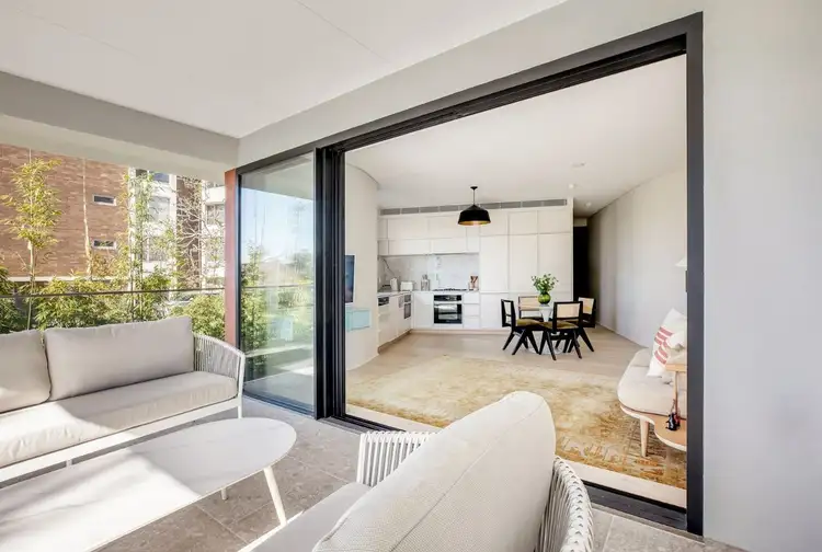 201/448 Edgecliff Road