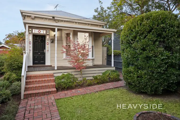 15 Middlesex Road