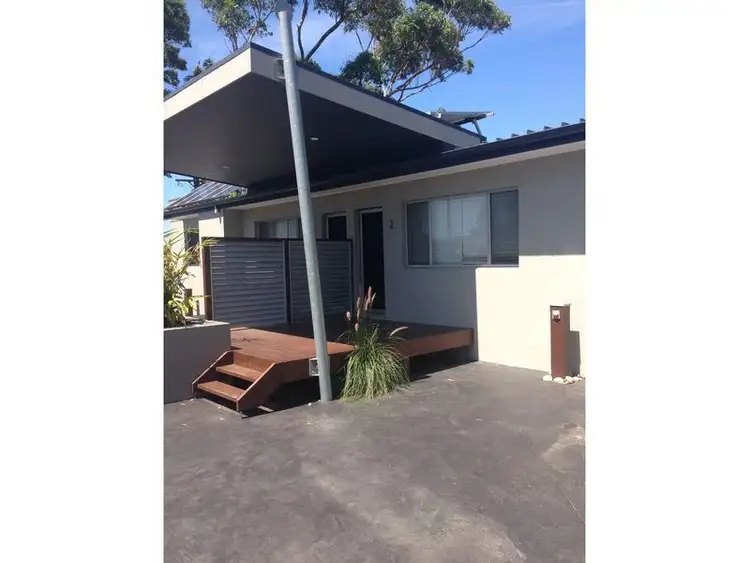 2/67 Elizabeth Drive