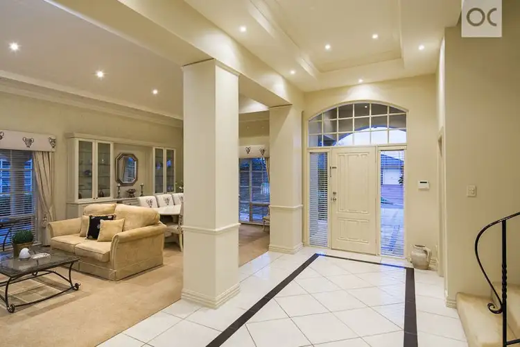 Fourth view of Homely house listing, 2 Breakwater Court, Gulfview Heights SA 5096