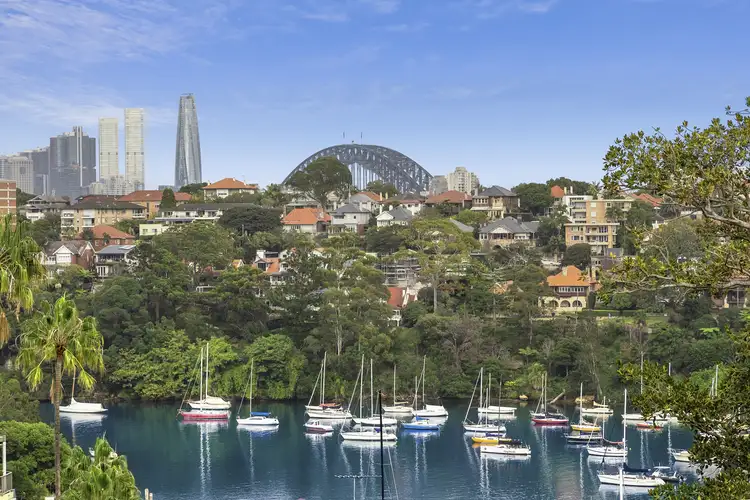 2/25 Mosman Street