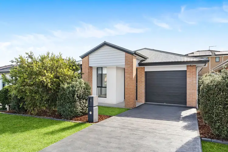 4 Cain Avenue