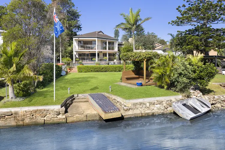 82 Lagoon Street