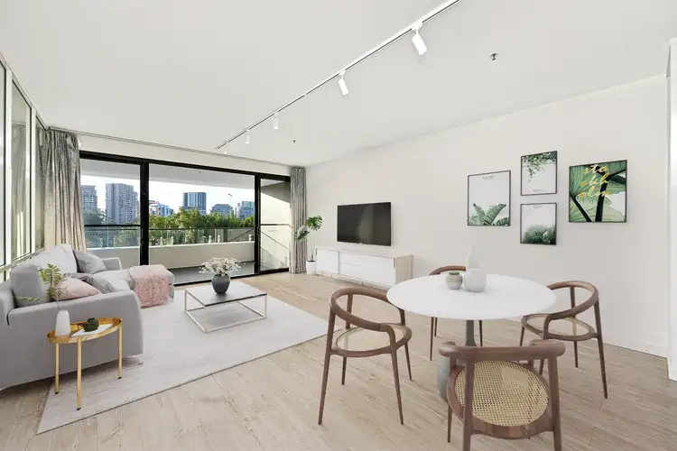 513/24 Levey Street