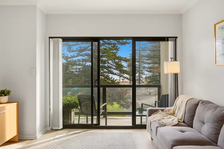 12/17 Colley Terrace
