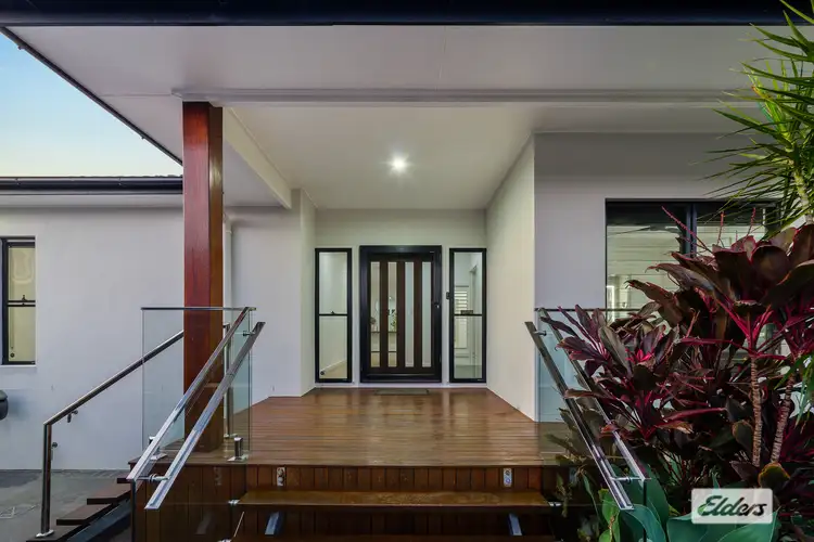 22 Rising Street