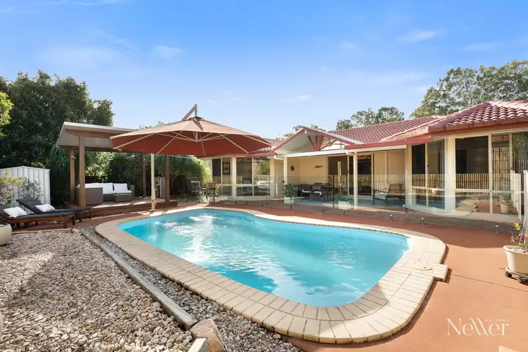 6 McKenna Court