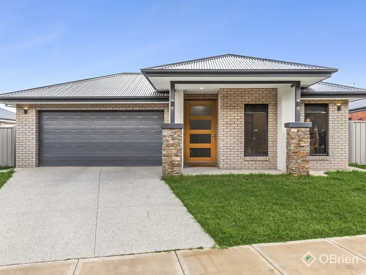 7 Torrens Road