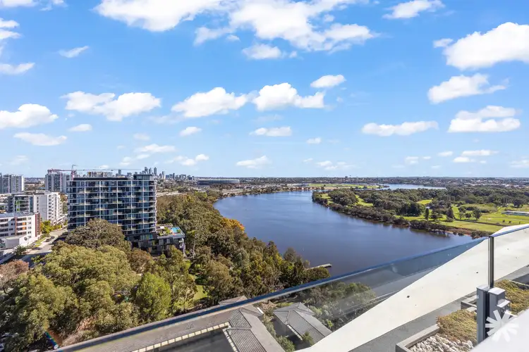 220/60 Riversdale Road