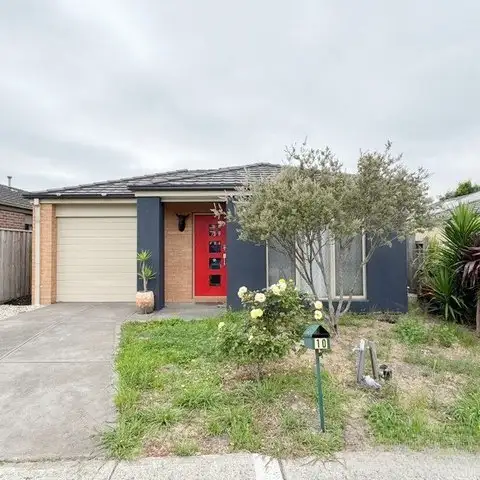 10 Heathfield Lane