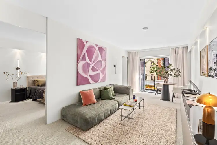 220/50 Macleay Street