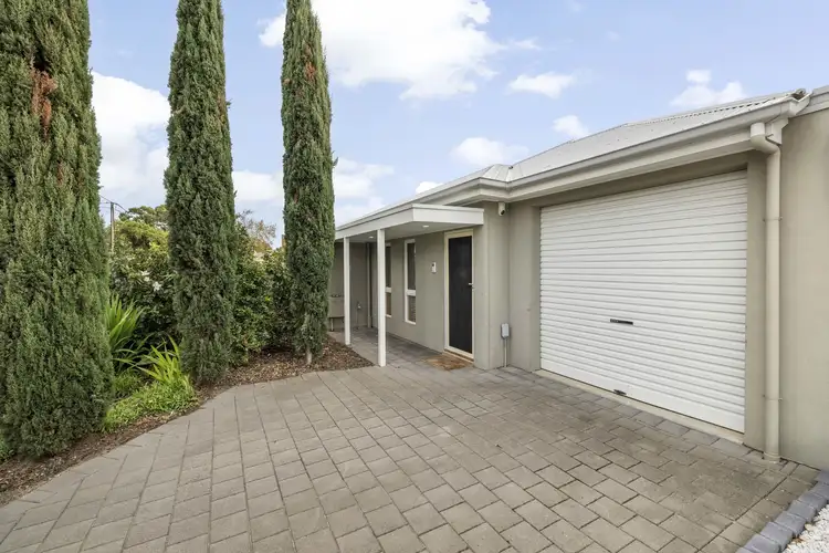 1B Sandison Avenue