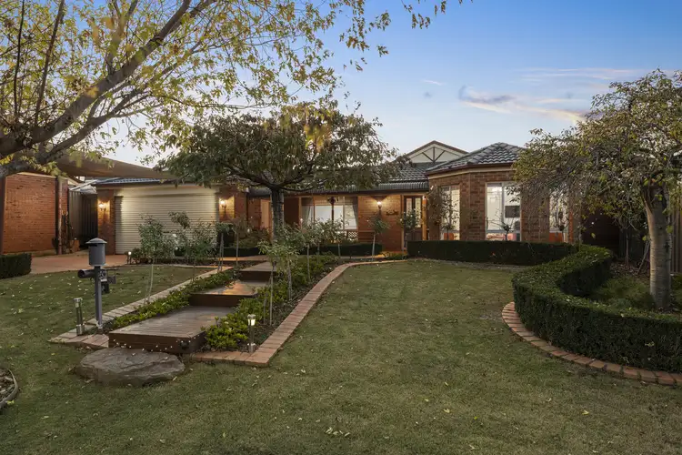 15 Hillston Court