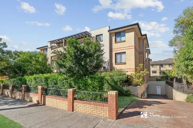 10/19-21 Macquarie Road