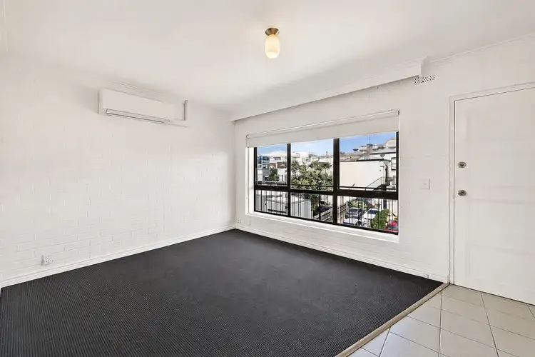15/164 Lennox Street