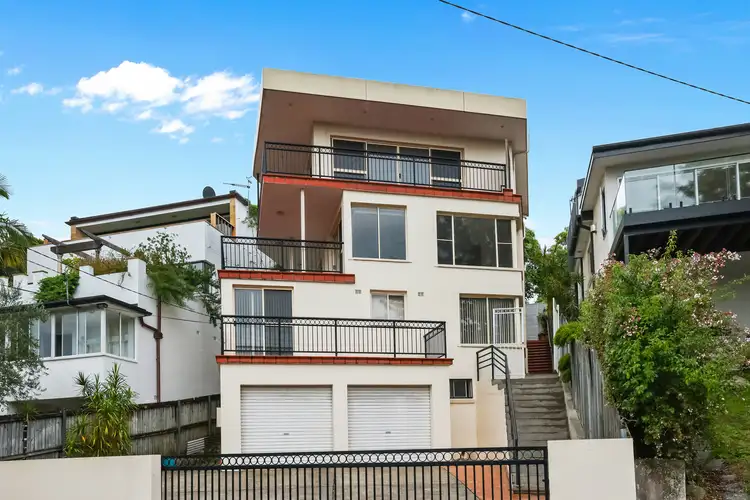 5 Martin Street