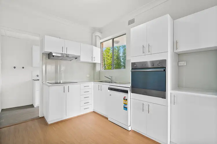 12/6-10 Horner Avenue