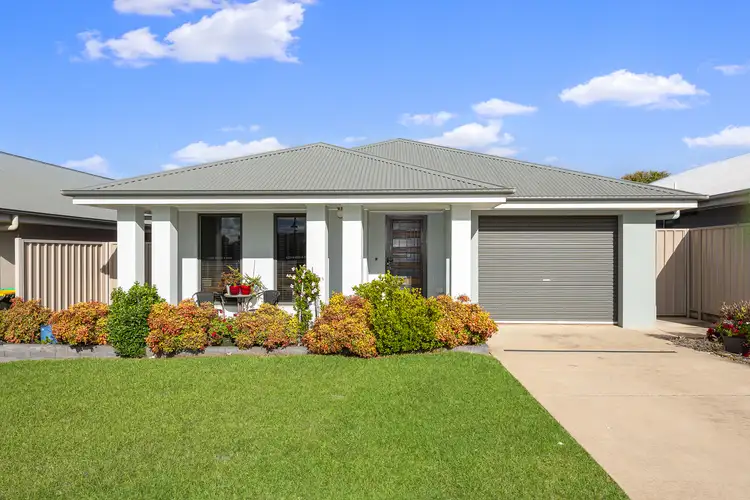 3/124 Mima Street