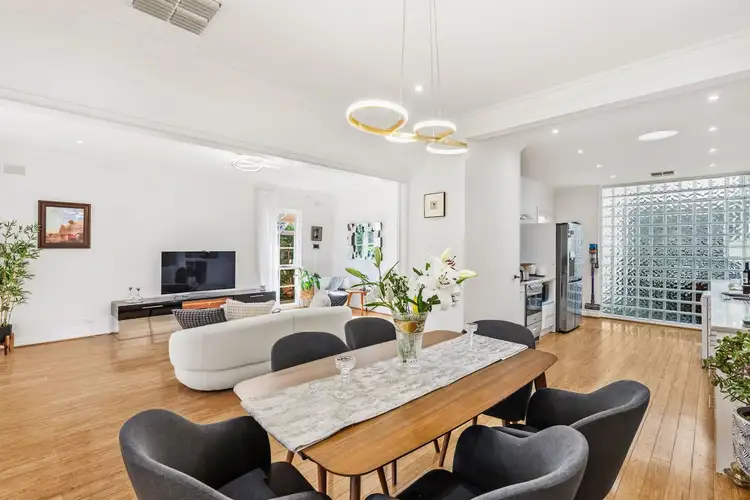 8 Crossing Street, St Georges SA 5064