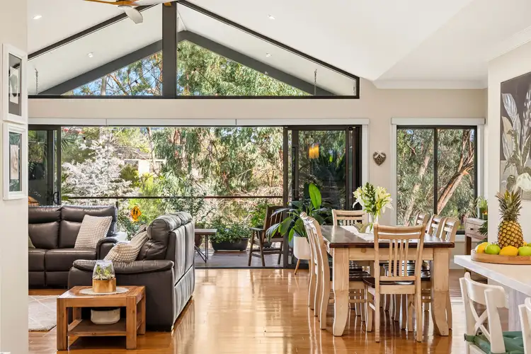 2 Orchard Grove
