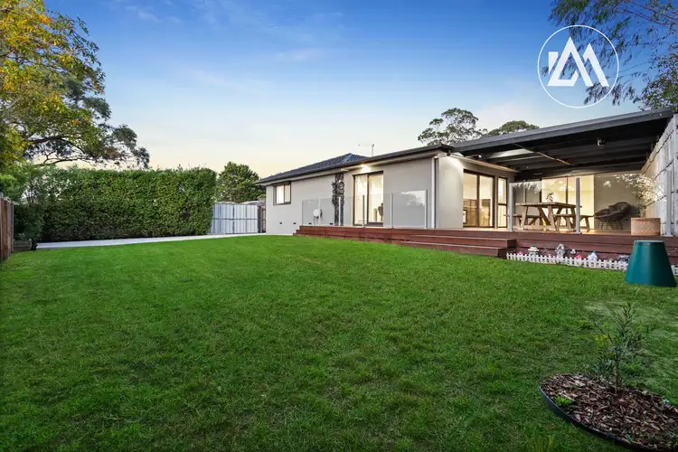 11 Bush Court