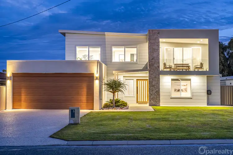 5 Robin Court