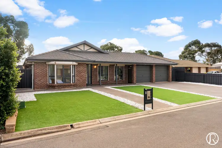 8 Gluford Court
