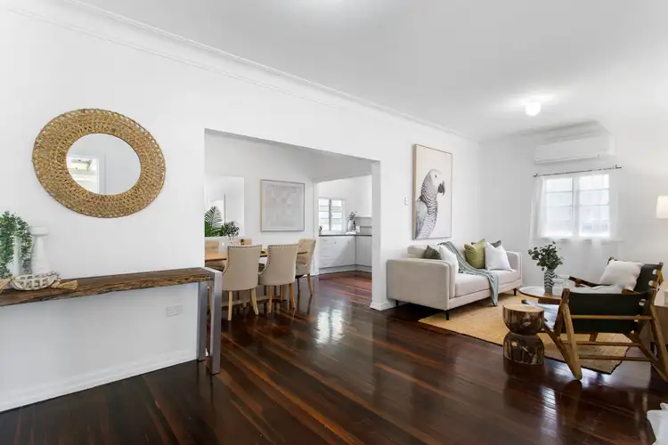 44 Bradman Street