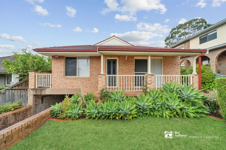 1/33 Monash Road