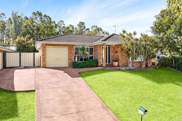 22 Downes Crescent