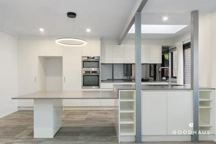 17/22 Namatjira Drive