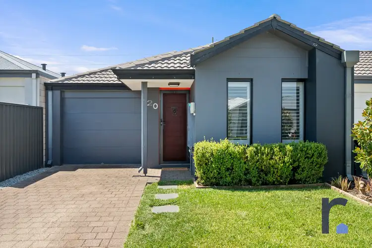 20 Castlereagh Way