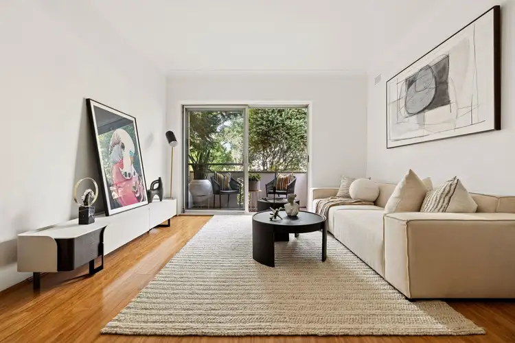 2/14 Chandos Street