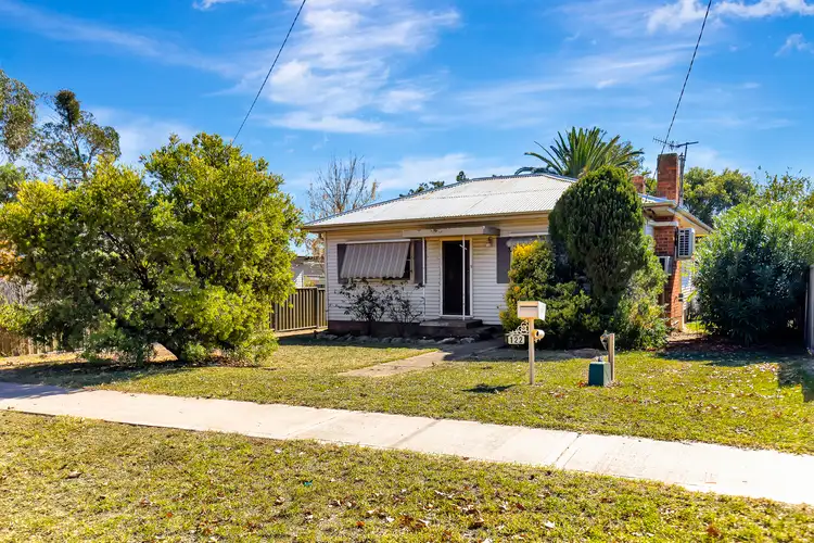 122 Inglis Street