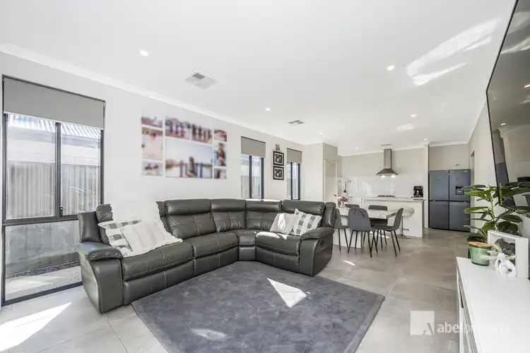 14 Hayeswater Street