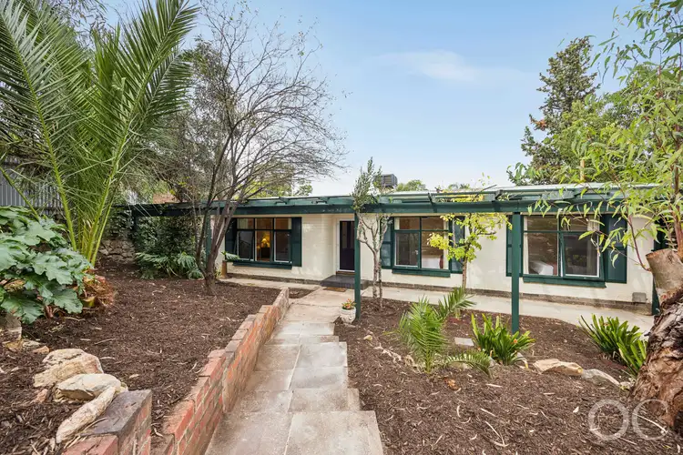 21 Greenbank Drive