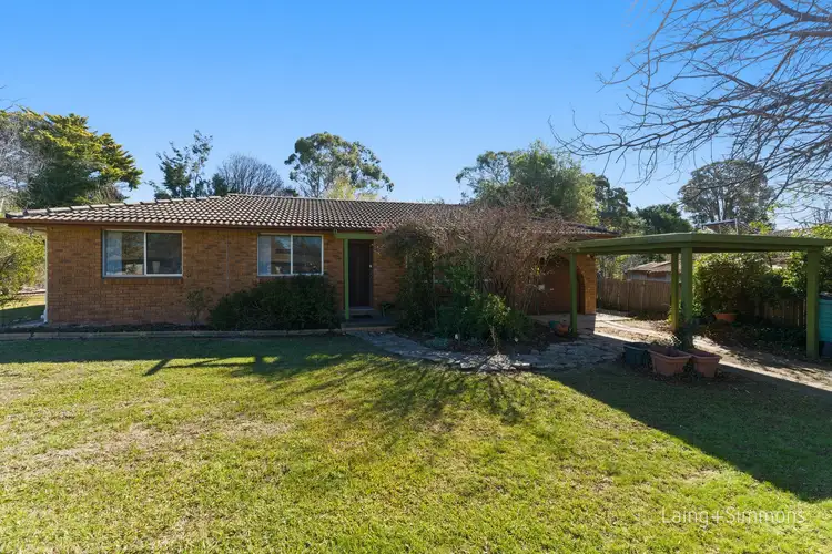 4 Hawthorne Close