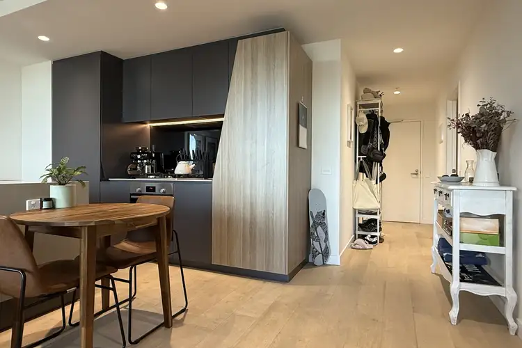 708/1 Joseph Road